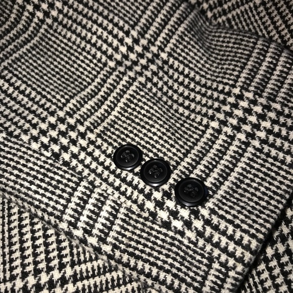 Tower Hill Tweed Blazer. - Picture 5 of 6